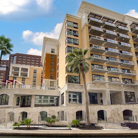 Hampton Inn & Suites San Antonio Riverwalk Экстерьер фото