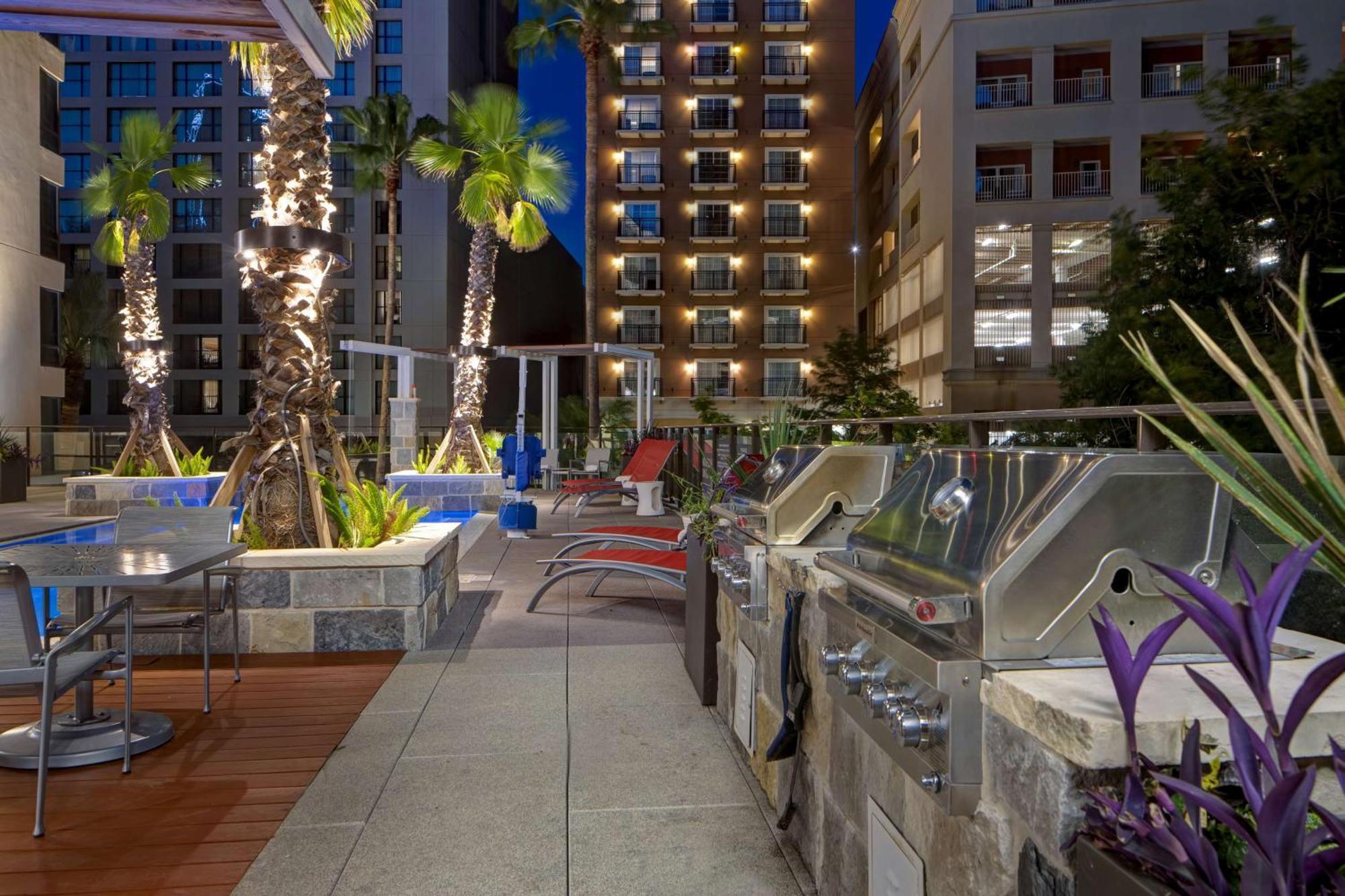 Hampton Inn & Suites San Antonio Riverwalk Экстерьер фото
