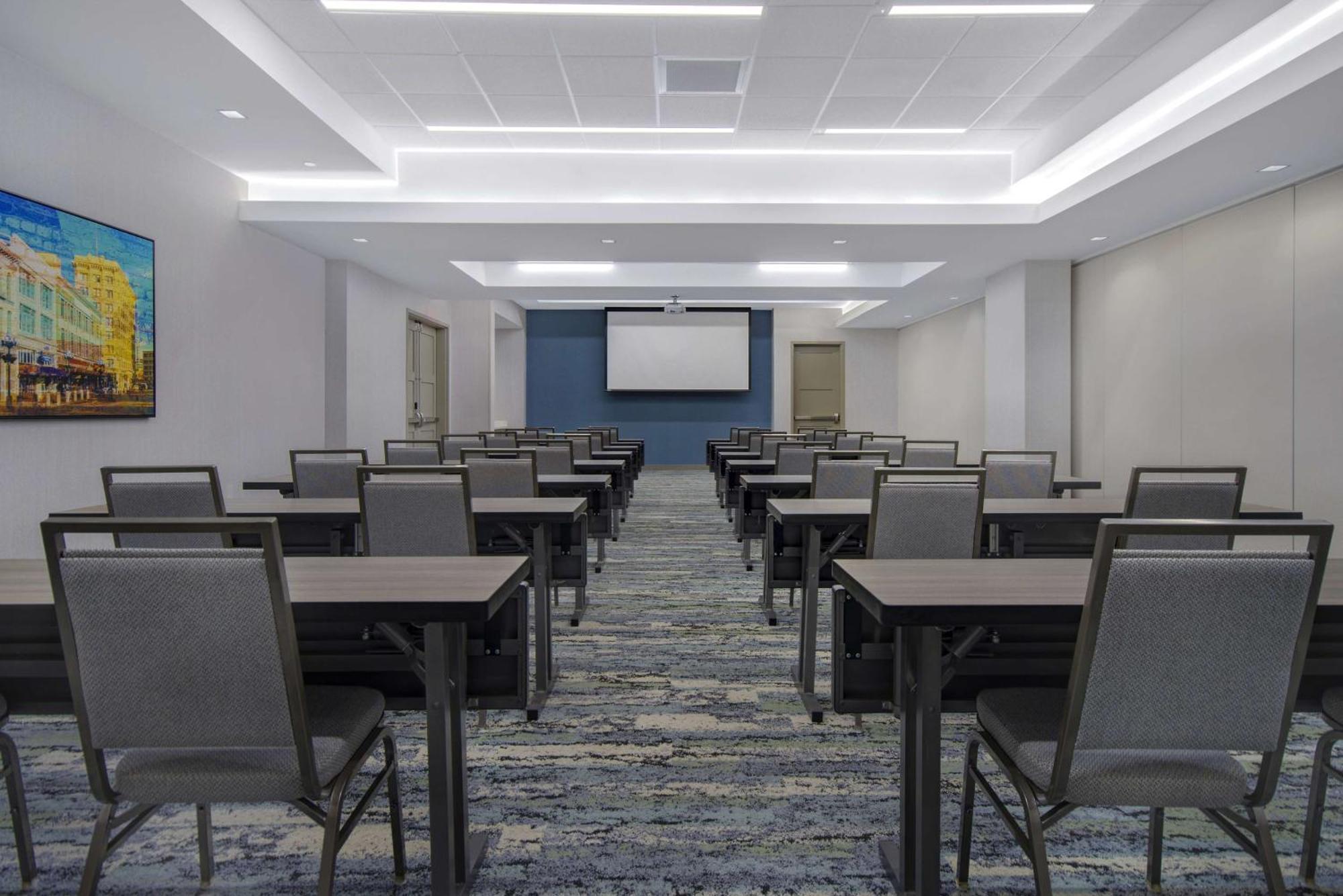 Hampton Inn & Suites San Antonio Riverwalk Экстерьер фото