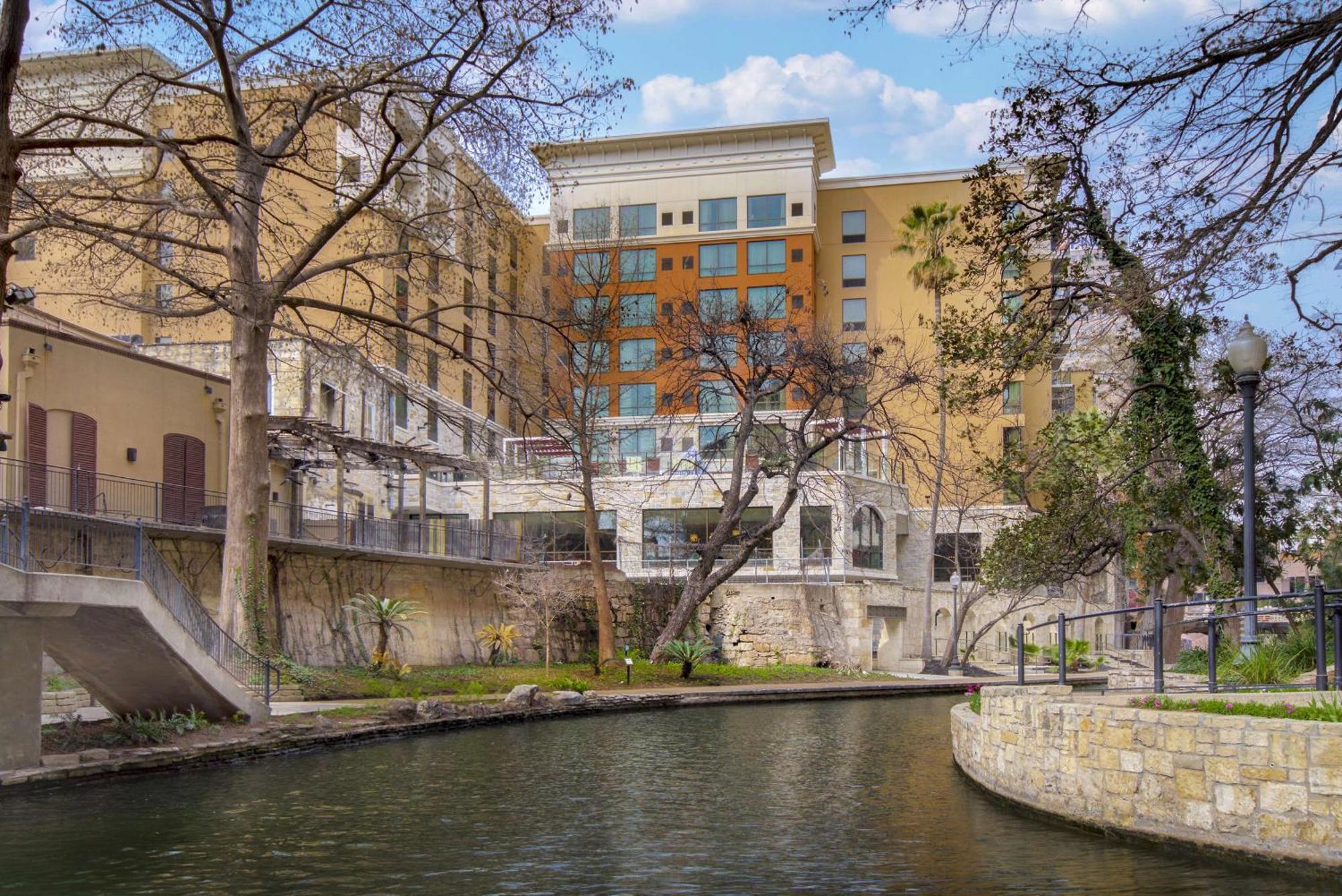 Hampton Inn & Suites San Antonio Riverwalk Экстерьер фото
