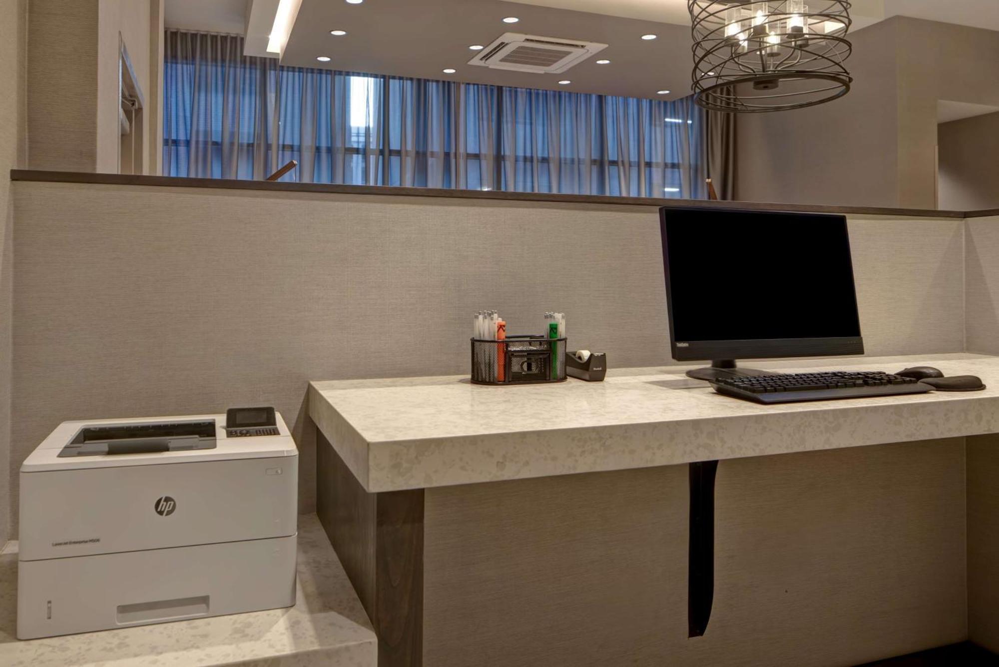 Hampton Inn & Suites San Antonio Riverwalk Экстерьер фото