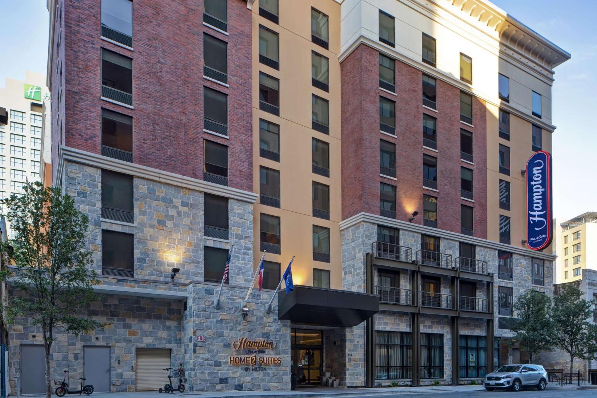 Hampton Inn & Suites San Antonio Riverwalk Экстерьер фото