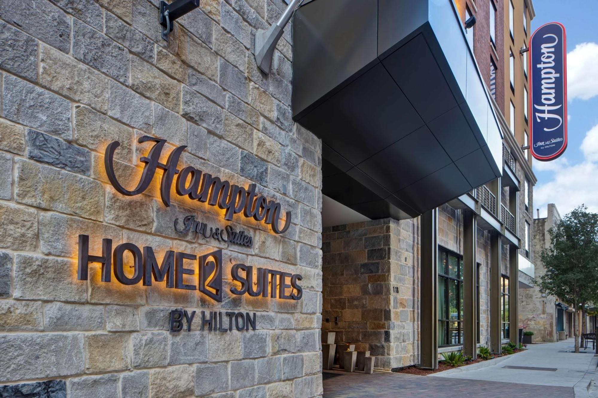 Hampton Inn & Suites San Antonio Riverwalk Экстерьер фото